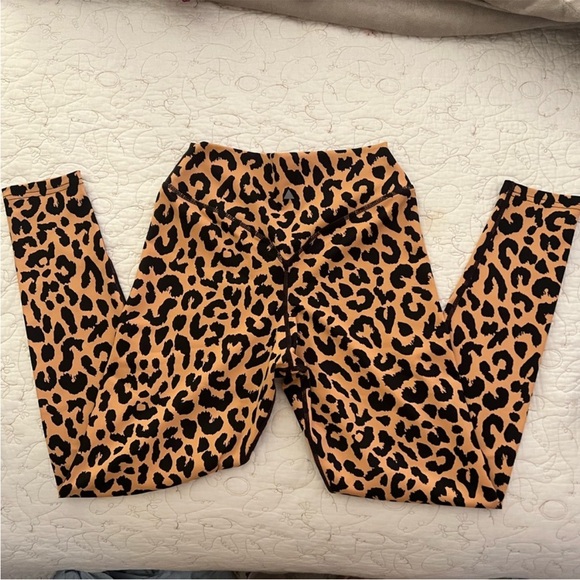 NWOT ‘balance athletica’ leopard leggings - Picture 2 of 3